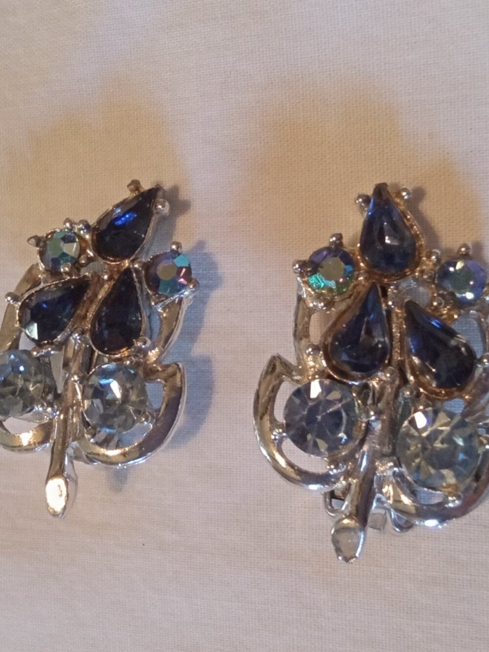 Vintage Clip-on Blue Rhinestone Earrings